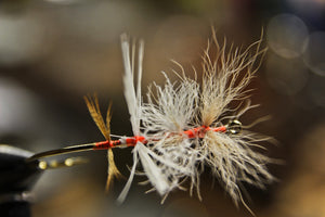 Up Right and Divided Wings for Dry Flies | Fly Tying Tips and Tricks | Snake River Fly